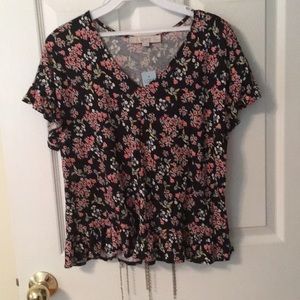 Ruffle trim petite tee